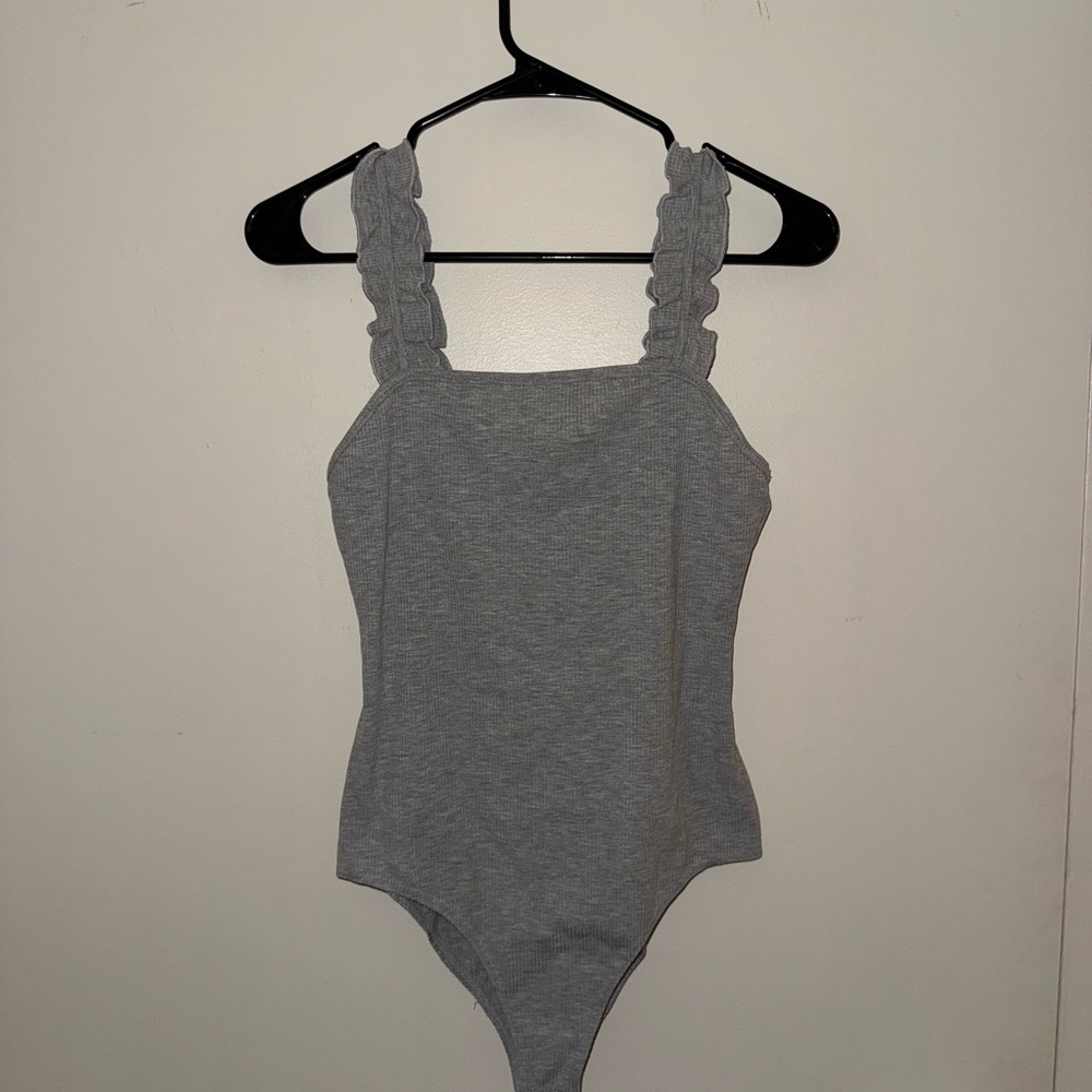 Le Lis Gray Bodysuit